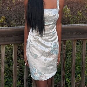 Jacquard Square Neck Formal Floral Silver Dress with Faux Fur Trim